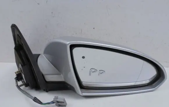 Nissan Primera Manual wing mirror 96301-AU417
