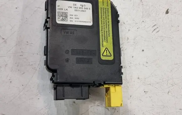 Volkswagen PASSAT B6 Steering angle sensor 1K0953549E