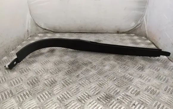 Volvo XC60 Front sill trim cover 31271397