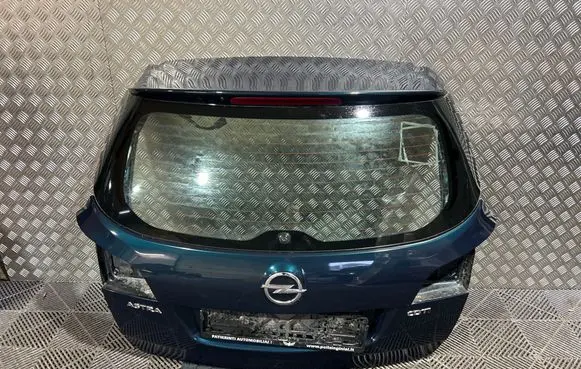 Opel Astra J Tailgate/trunk/boot lid