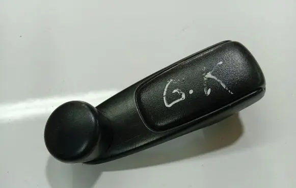 Peugeot 407 Front door window winding handle 9639208877