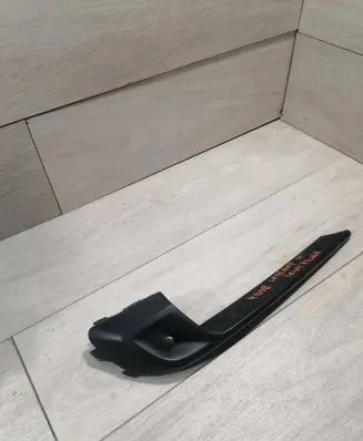 Porsche Cayenne (9Y0 9Y3) Front bumper splitter molding 9Y0807823
