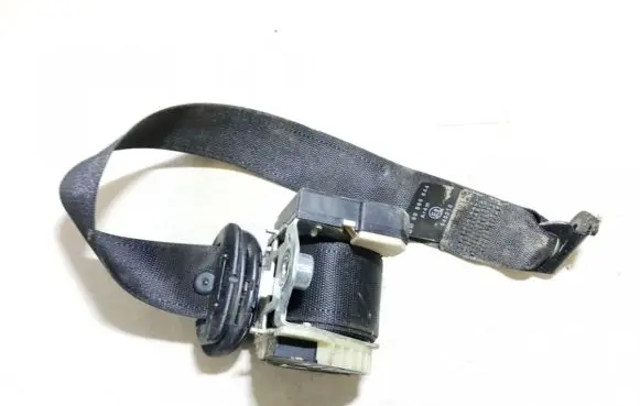 Opel Astra G Rear seatbelt 90560644