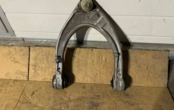 Maserati GranTurismo Front lower control arm/wishbone A356T6