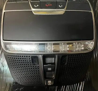 Mercedes-Benz S W222 Front seat light A0008273123 A0008273123HW