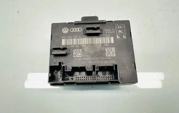 Audi A4 S4 B8 8K Door control unit/module 8T0959795N 8T0959795B
