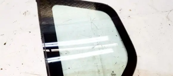 Mitsubishi Space Star Rear side window