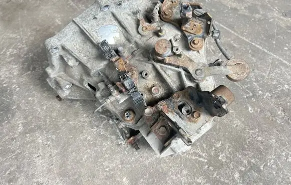 Toyota Verso-S Manual 6 speed gearbox 