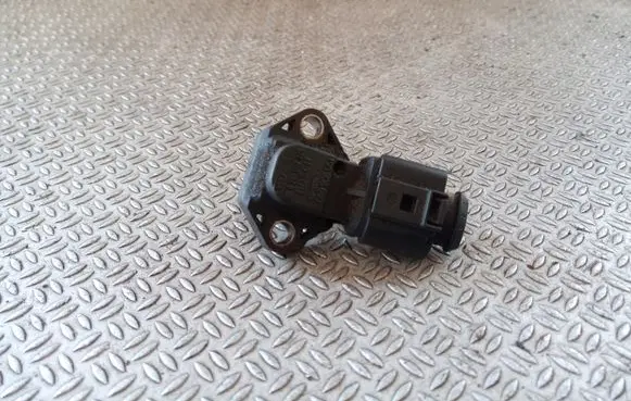 Volkswagen PASSAT B5.5 Air pressure sensor 059906051 0281002326