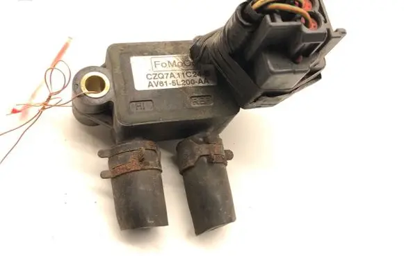 Ford Grand C-MAX Exhaust gas pressure sensor AV615L200AA