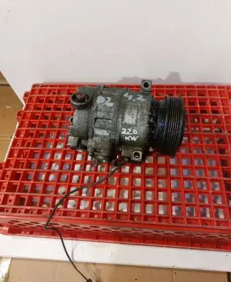 Audi A8 S8 D2 4D Air conditioning (A/C) compressor (pump)