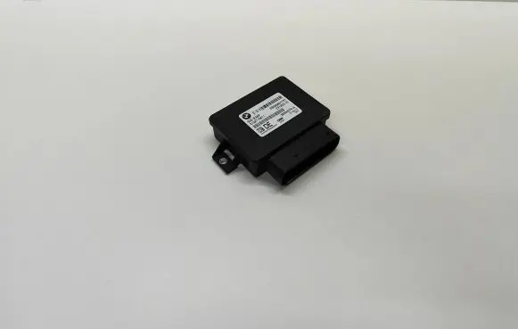 BMW 5 F10 F11 Hand brake control module 685801701 23122010 32620276