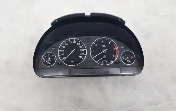 BMW 5 E39 Speedometer (instrument cluster) 6906998 87001294 87001329