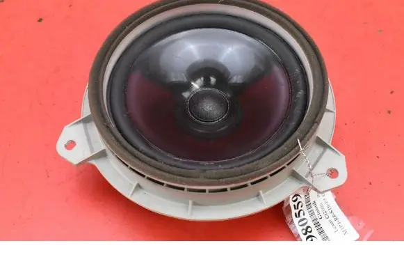 BMW 2 Active Tourer U06 Subwoofer speaker 86160-76060