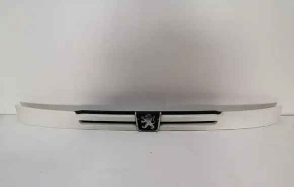 Peugeot Boxer Front bumper lower grill 1304863080