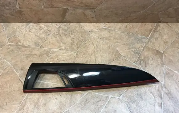 BMW 1 F20 F21 Dashboard glove box trim 9205370