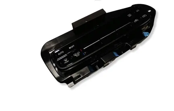 Toyota Auris 150 Climate control unit 5590002060