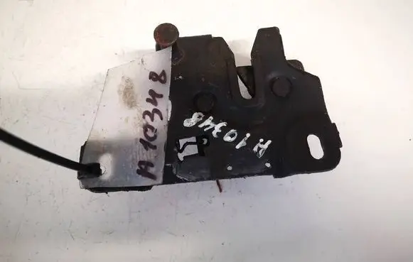Engine bonnet/hood lock/catch
