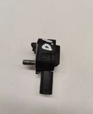BMW 5 F10 F11 Airbag deployment crash/impact sensor 9224178
