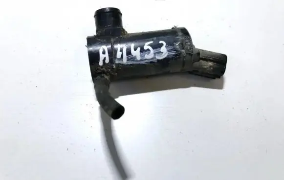 Subaru B9 Tribeca Windscreen/windshield washer pump
