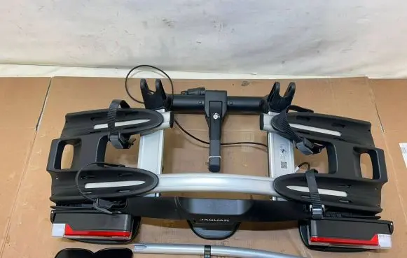Jaguar F-Pace Bicycle carrier rack T4N31495