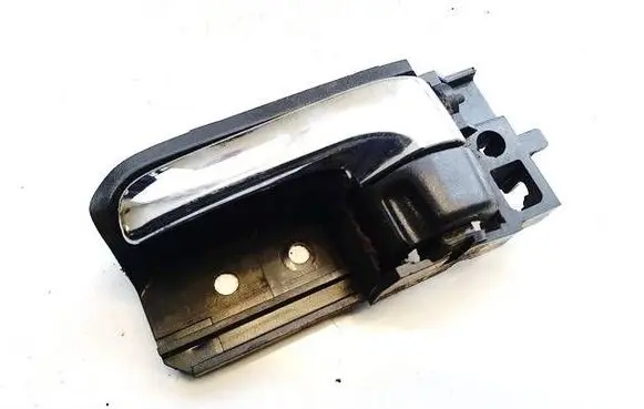 Toyota Avensis T250 Rear door interior handle 50594a1