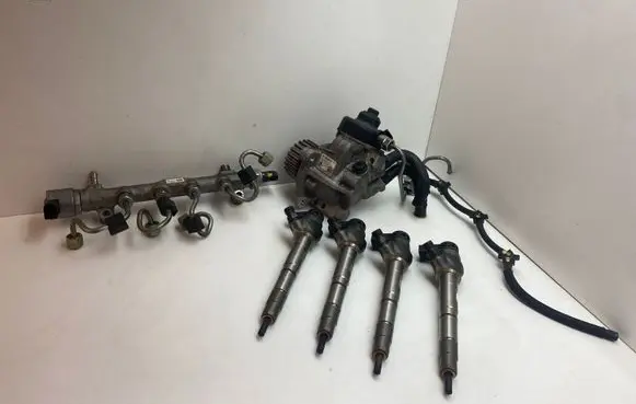Volkswagen PASSAT B8 Fuel injection system set 04L130755D 04L130277AC