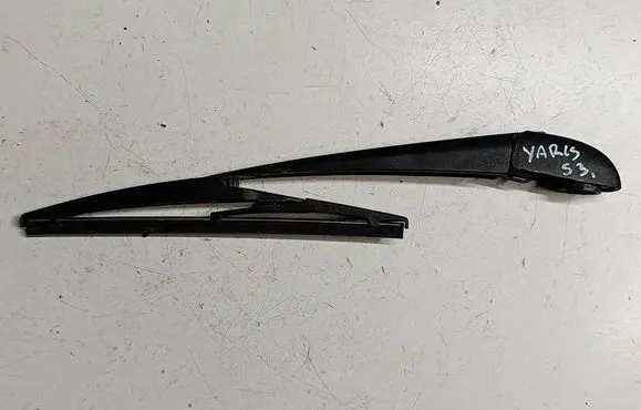 Toyota Yaris XP210 Rear wiper blade arm AF14AW54
