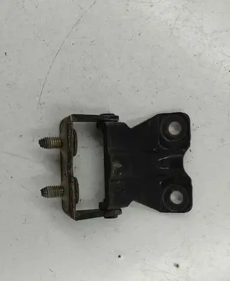 Subaru Legacy Tailgate/trunk/boot hinge