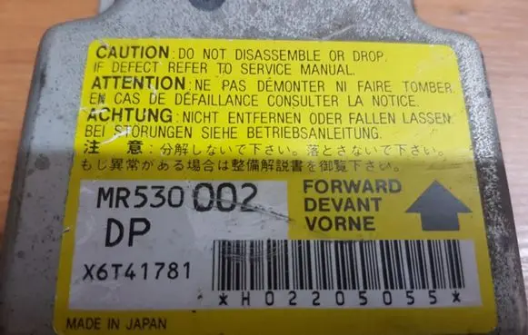 Mitsubishi Pajero Sport I Airbag control unit/module MR530002 X6T41781