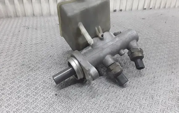 Volvo S80 Master brake cylinder 9173028