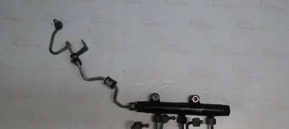 Land Rover Discovery 3 - LR3 Fuel main line pipe 366GB