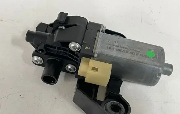 BMW 7 F01 F02 F03 F04 Curtain motor 9178670