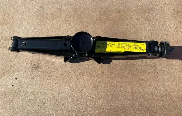 Mercedes-Benz Vito Viano W639 Lift Jack A6395800218 C639