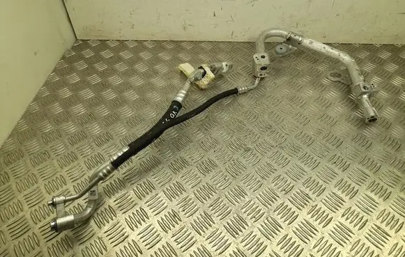 BMW i4 Air conditioning (A/C) pipe/hose 9474789