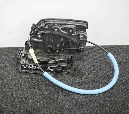 Mini One - Cooper F56 F55 Front door lock 7281934