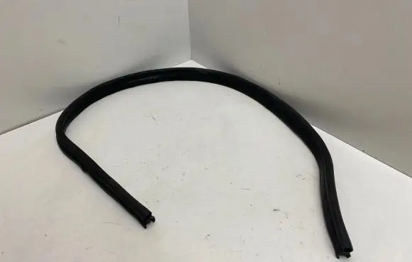 Audi A3 S3 A3 Sportback 8P Engine compartment rubber 8P0823723A