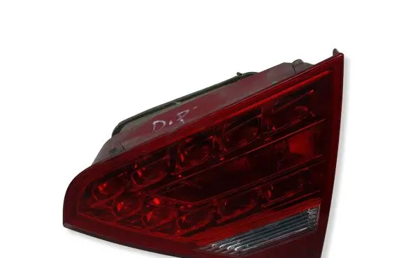 Audi A5 Sportback 8TA Tailgate rear/tail lights AU484 8T0945094A