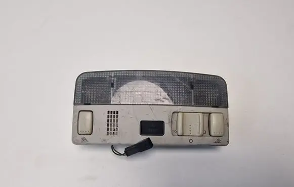 Volkswagen PASSAT B5.5 Front seat light 1U0947105B