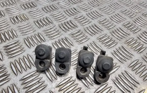 Nissan Almera Tino Loading door sensor 