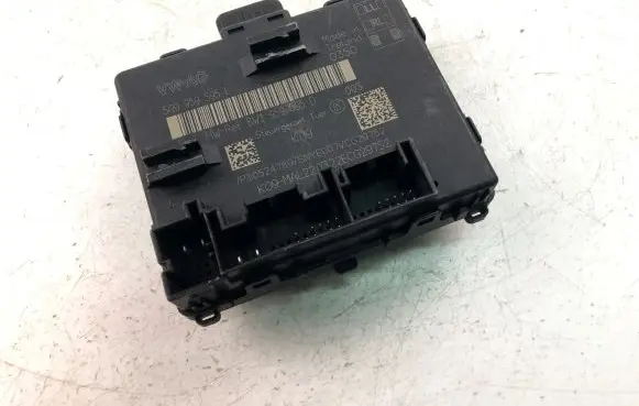 Audi Q3 F3 Other control units/modules 5Q0959595L