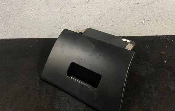 BMW 3 E46 Glove box 8223192 8197492