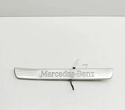 Mercedes-Benz GLE W167 Rear sill trim cover A1676861600 A1676862200