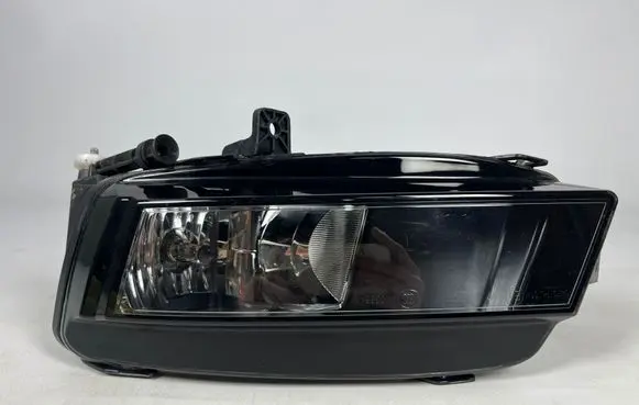 Volkswagen Golf VII Front fog light 5G0941661J