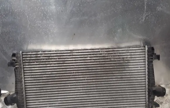 Chevrolet Cruze Intercooler radiator 13267647