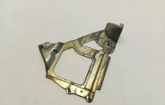Nissan Qashqai J12 Engine control unit holder NISQASMoc450110