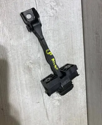 Mini One - Cooper F56 F55 Front door check strap stopper 7328595