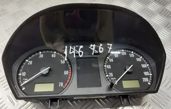 Skoda Fabia Mk1 (6Y) Speedometer (instrument cluster) 6Y0920880