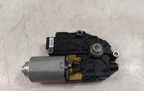 Citroen DS5 Sunroof motor/actuator 1731706A