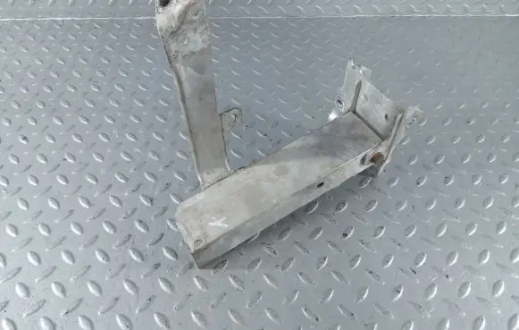 BMW 5 F10 F11 Bottom radiator support slam panel 7158873 51117158873 7186513